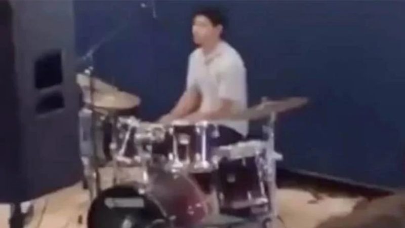 Student expelled for playing Pornhub's theme song at school talent show