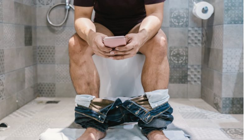 One in 10 people who use their phone while on the toilet end up masturbating, study finds