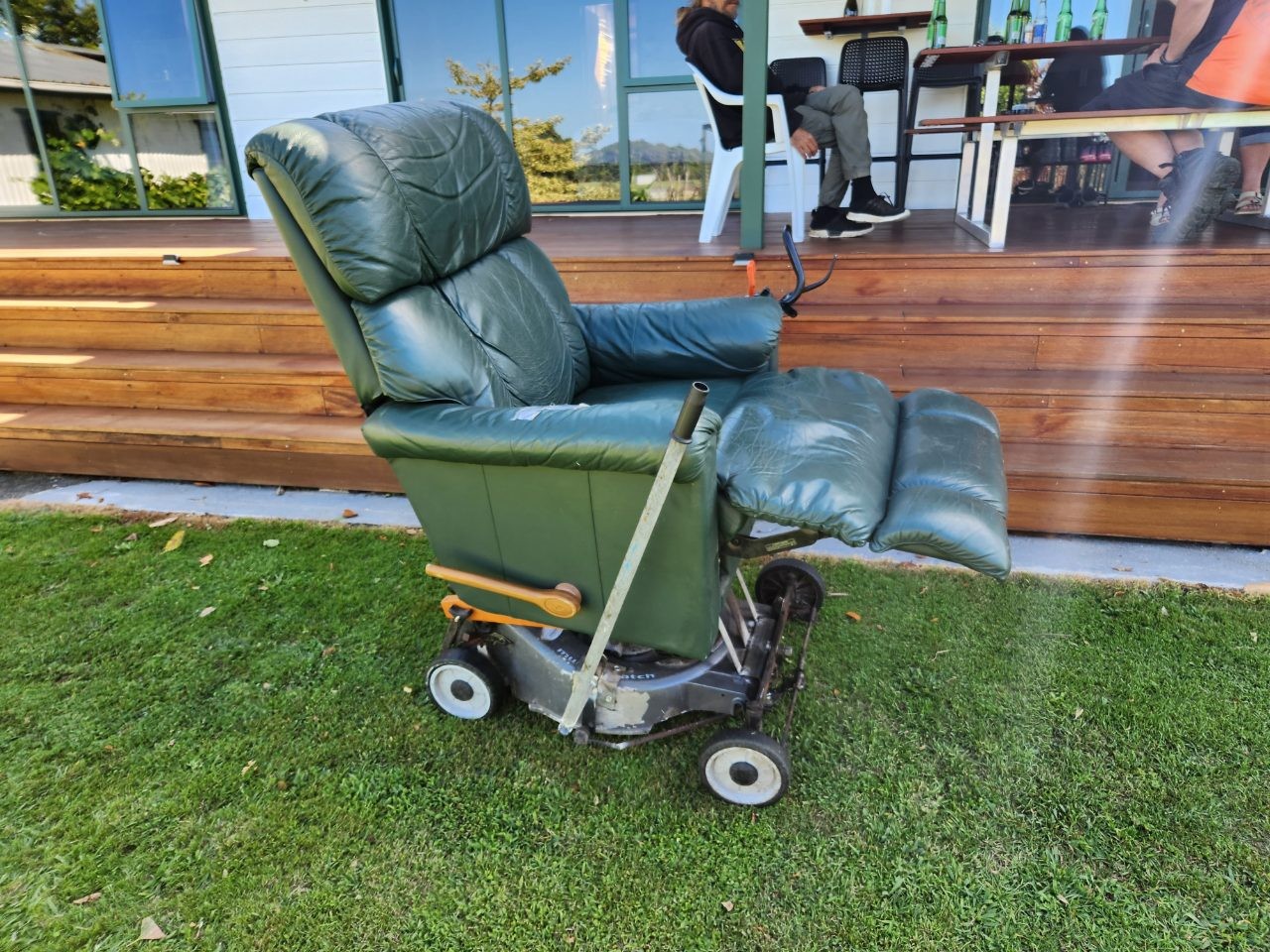 'Does a nice job': Kiwi bloke puts his custom made La-Z-y Boy lawnmower chair up for sale