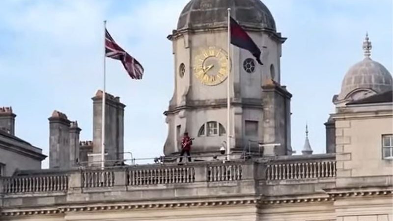 Epic video of Royal Guard shredding Bohemian Rhapsody on top of Buckingham Palace resurfaces