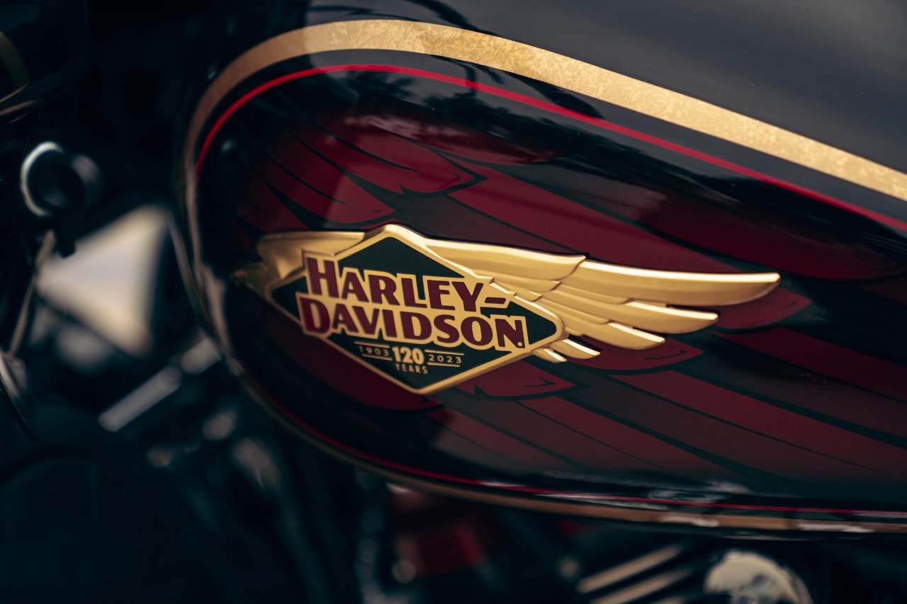 Close up of Harley-Davidson's 2023 CVO Road Glide Ultra Limited Anniversary side panel with soaring eagle design