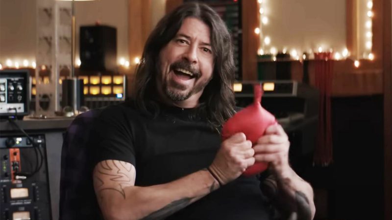 'He wanted no glory for it': Dave Grohl volunteers for over 24 hours at BBQ for the homeless