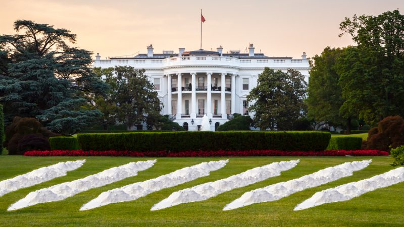 Cocaine was found in the White House and the Secret Service has no clue who left it there