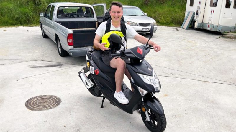 AKL bloke is driving from Cape Reinga to Bluff on a crappy moped to fundraise for NZ charities